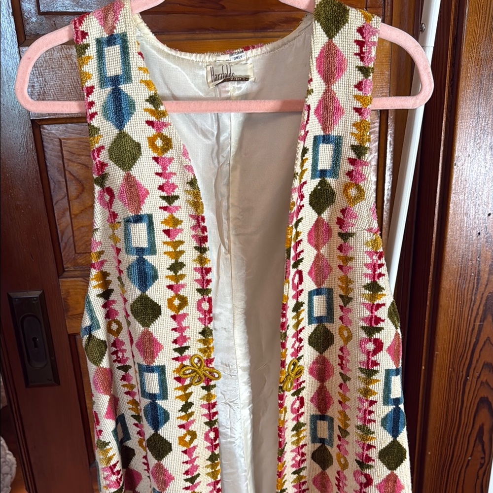 Vintage geometric design vest. Hartzfeld Kansas City on tag. Small in sizing-